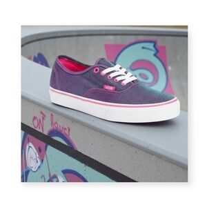 Vans® ✌︎︎ OG Authentic Lace Up Skate Shoes Sneakers ✌︎︎ Shimmer Magenta ✌︎︎ 9